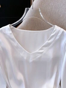 Franclia V领休闲通勤简约女式上衣