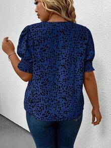 SHEIN 大码夏季休闲全印花锁眼领泡泡袖衬衫 - 寶藍色 - 查看 2