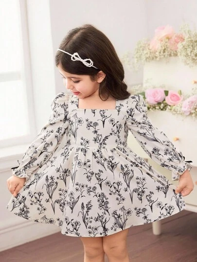 女宝宝可爱花卉印花宽松长袖休闲连衣裙