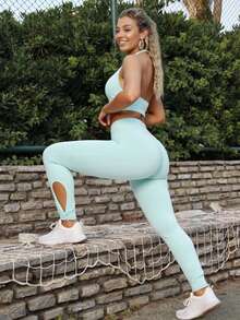 Innovista Conjunto deportivo esencial de mujer con diseño sofisticado, ropa de entrenamiento, conjuntos atléticos transpirables, top corto deportivo con sujetador y leggings con bolsillo para teléfono, dos piezas para yoga, ciclismo, HIIT, oficina, brunch, gimnasio, multiusos, activewear elástico y cómodo para otoño, con malla transpirable y recortes para cardio, playa, running, crossfit y exterior