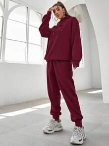 EURMUSE Sudadera con capucha y pantalón de chándal con bordado de letra, hombros caídos y cordón ajustable, de algodón - Burdeos - Ver 3
