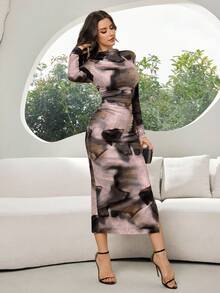 Modelyn Women's Tie-Dye Print Long Sleeve Pleated Fitted Dress - Pink - View 5