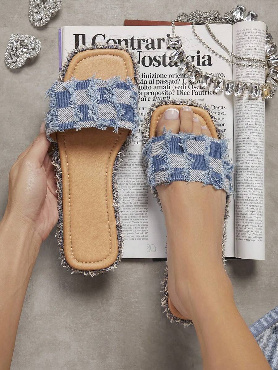 SHUZIA 方格紋原邊開口平底涼鞋 - 藍色 - 查看 1