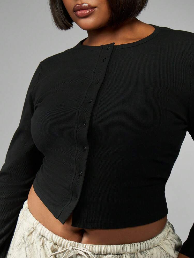 MISSGUIDED Plus Size Black Crop Cardigan Long Sleeve Button Up Ribbed Knit Top Fall Winter Basic Layering Essential Casual Daily Wear