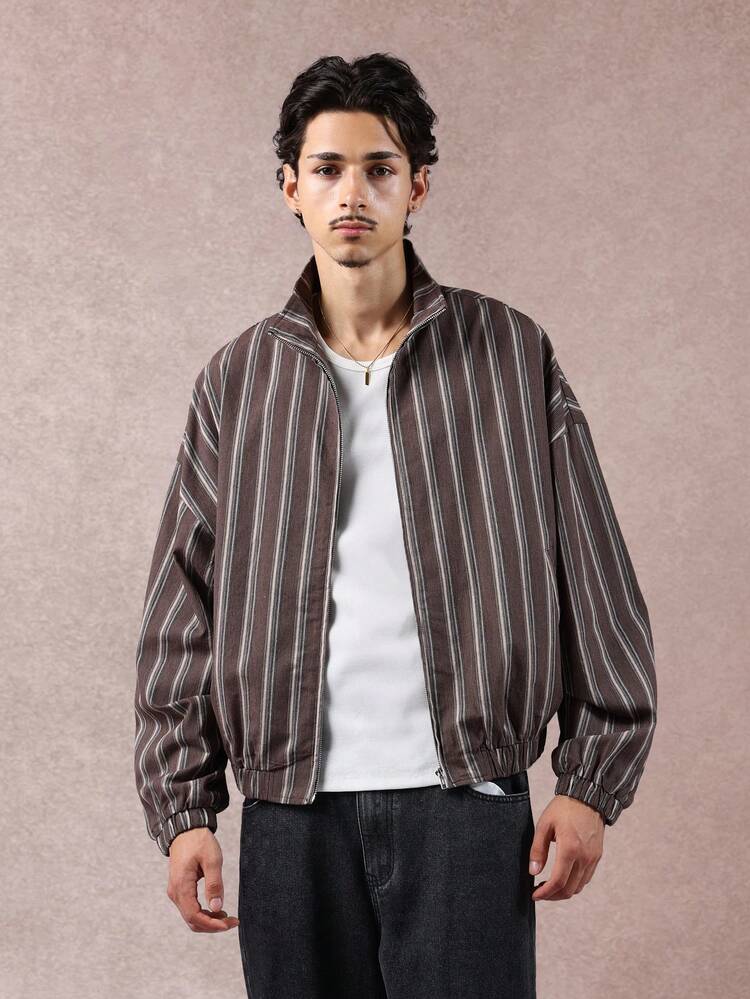 Bomber a collo alto in velluto a coste a righe con chiusura a mezza zip