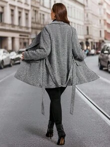 SHEIN Clasi Abrigo de tweed gris con cintura ceñida para mujer de talla grande, abrigo exterior de moda gris para otoño e invierno, abrigo casual elegante para la oficina, el transporte y el uso diario - Gris - Ver 2
