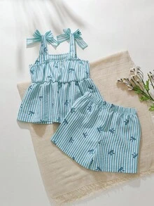 SHEIN Playful Pals 2 件女婴幼儿/新生儿 0-3 岁春夏休闲日常可爱度假条纹蝴蝶结装饰吊带背心上衣 + 短裤套装 - 綠色 - 查看 2