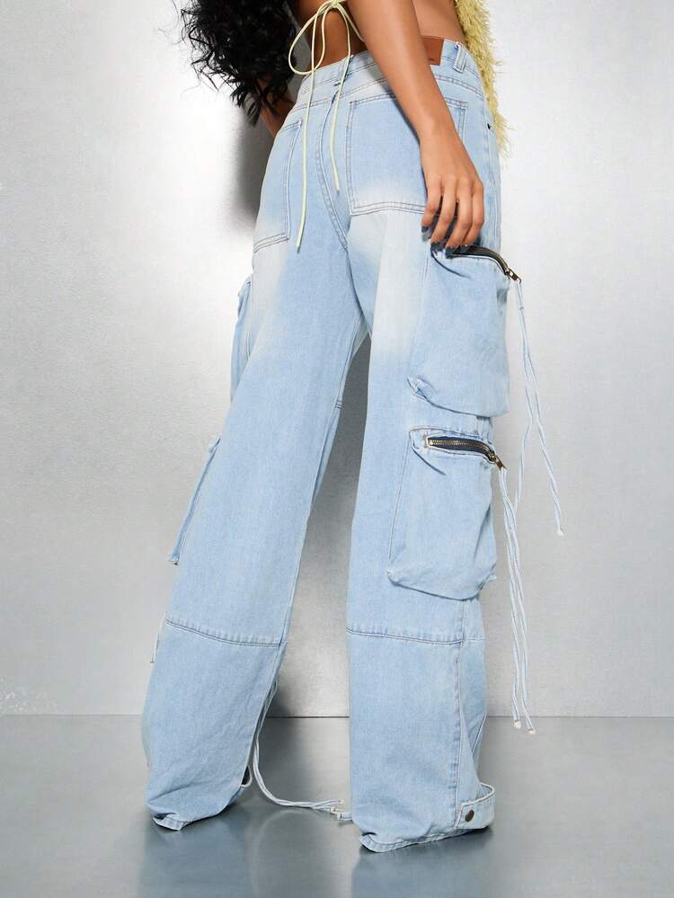 SUMWON WOMEN Wide Leg Cargo Denim With Multi Pockets And Zippers