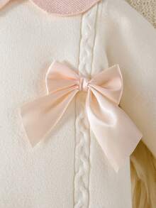 SHEIN Baby Girls' Sweater , Knitted Turtleneck Long Sleeve Jumpsuit With Footed, Comfortable For Autumn/Winter, Handmade Bow Design, Elegant & Fashionable, Yellow & Light Yellow, Suitable For Daily Wear, Indoor, Outdoor, Travel Fall - Apricot - View 3