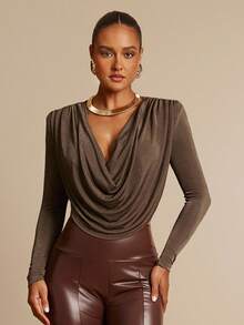 Silquee 橄榄绿色低胸优雅垫肩褶饰长袖紧身衣，适合约会、郊游、婚礼和派对 - 橄欖綠 - 查看 5