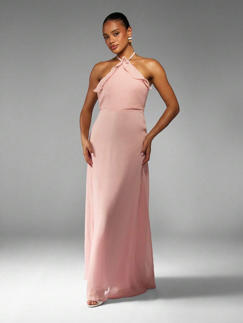 missguided bridesmaid dresses Halter Neck Maxi Dress With Ruffle Detail｜MISSGUIDED Pink