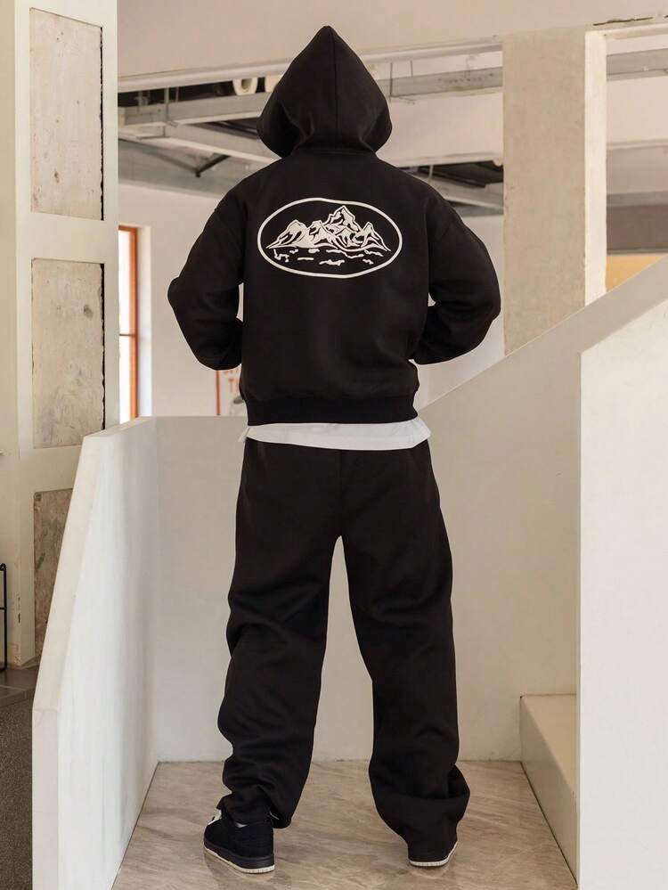 Mountain Peak Print Black Zip-Up Hooded Sweatshirt & Pants, Streetwear Style Men Hoodie Set, Autumn, Cozy Outfits