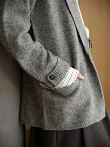 Uhlyne Elegant Minimalist Wool Blend Vintage Inspired Business Cardigan For Women, With Pockets And Button Details, Suitable For Commuting, Autumn/Winter - Grey - View 2