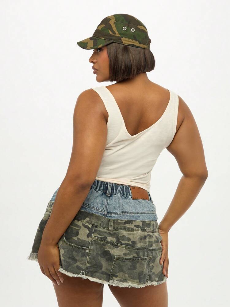 Cropped Tank Top With Number 6 Print