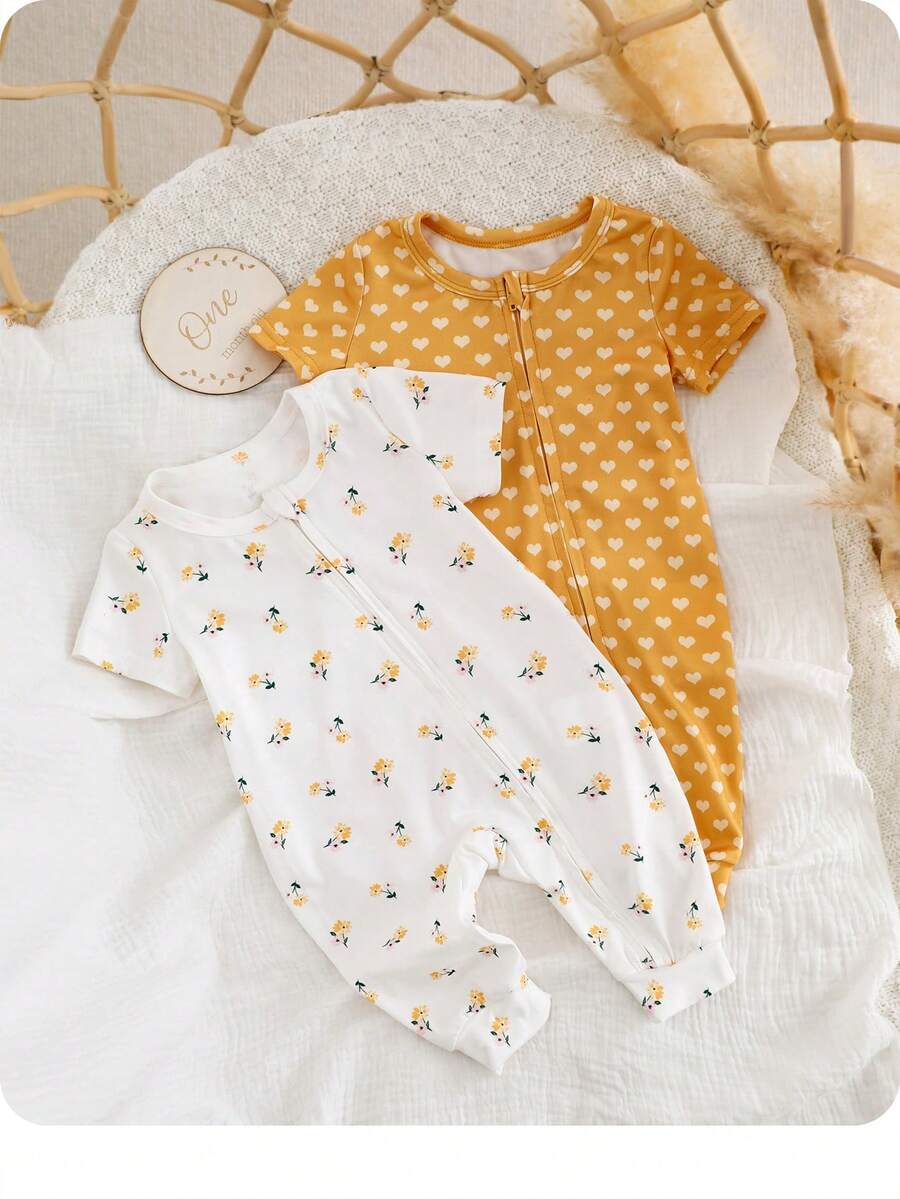 SHEIN 2件套新生女宝宝可爱爱心碎花长袖连体衣 - 彩色 - 查看 1