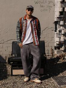 DAZY Men's Grey Suede Fabric Letter Embroidery Elastic Waist Street Style Sweatpants, Autumn, 2000s Style Men Joggers