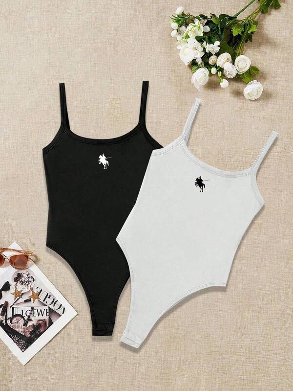 SHEIN EZwear 2 件套休闲简约马标志印花吊带紧身衣，夏季修身款