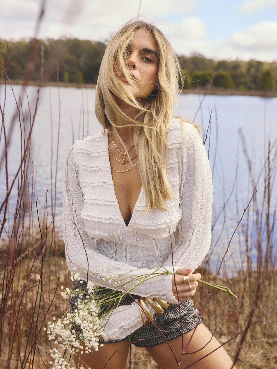 Aralina Summer Vacation Halter Neck Texture White Cute Top - Beige - View 1