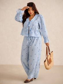 Elaquor Plus Size Women Casual Striped Bow Print Tie Front Top & Pants 2 Pieces Set - Blue - View 4