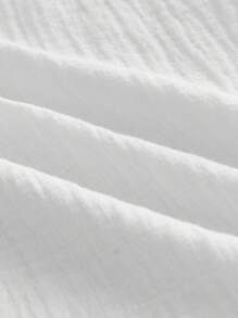 Manfinity NXTstreet 男士衬衫套装、男士两件套休闲套装、男士夏季休闲套装、亨利衫和裤子套装、泡泡纱运动服、纹理面料套装、男士亚麻混纺服装、男士运动休闲套装、抽绳慢跑裤套装、极简夏季服装、男士两件套夏季套装（含纹理泡泡纱亨利衫和抽绳慢跑裤）、透气轻便的休闲装 - 黑與白 - 查看 3