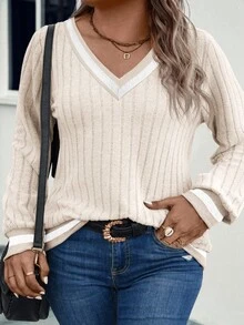 EMERY ROSE Áo nỉ dệt kim gân mềm mại cổ chữ V viền tương phản cỡ lớn dành cho nữ, mùa thu/đông - Màu be - Xem 6