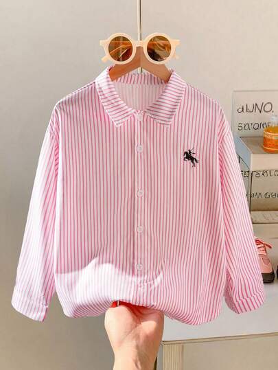 女童衬衫，新款秋冬条纹衬衫，饰有刺绣骑马图案，休闲舒适，适合日常、上学、街头穿搭。