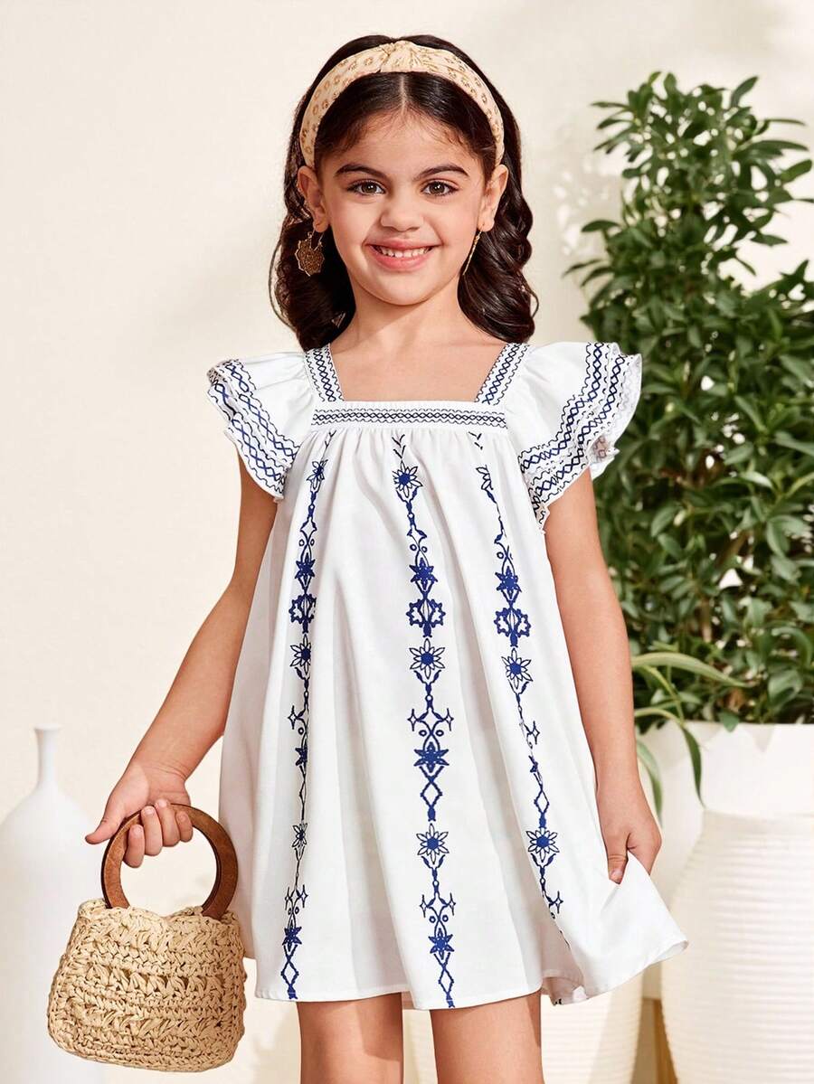 SHEIN Young Girl Floral Print Casual Vacation Dress With Flutter Sleeves - White - View 1