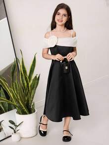Tween Girl Spaghetti Strap Cold Shoulder Floral Decor Fashion Summer Dress - Black and White - View 4