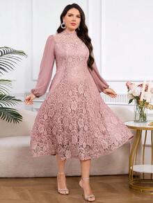 Modelyn Plus Size Pink Lace Patchwork Long Sleeve Dress