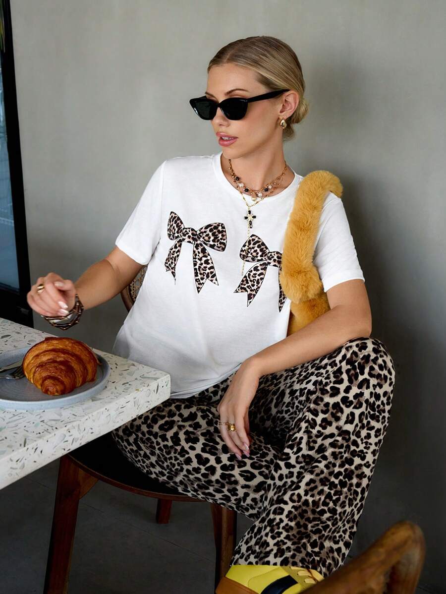 SHEIN EZwear Casual Leopard Bow Tie Print White Loose Round Neck Short Sleeve Women T-Shirt,Slightly Sheer Summer Back To School - White - View 1