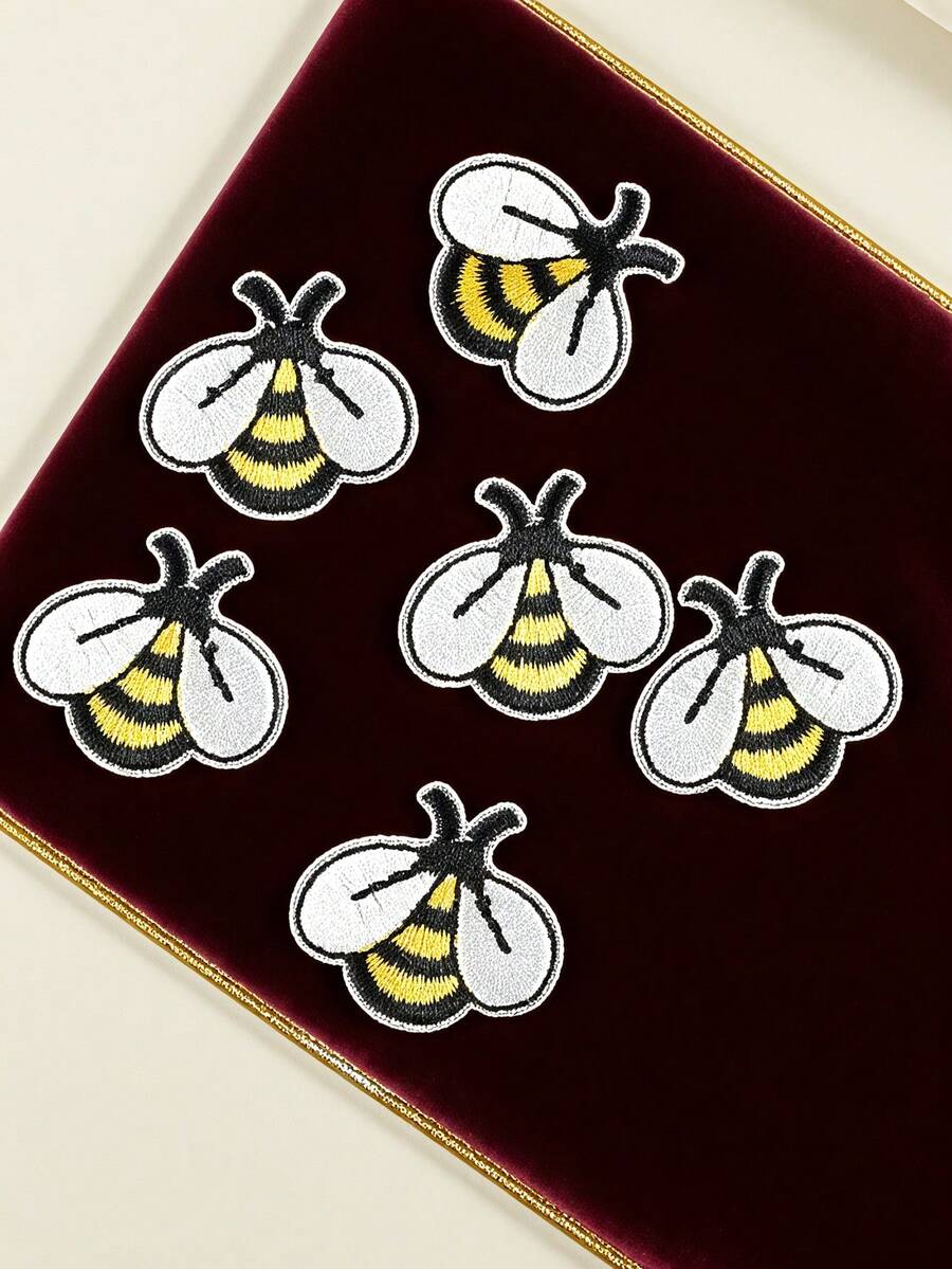 12pcs White Bumble Bee Embroidered Iron-On Patches For DIY Sewing And Crafts - Yellow - View 1