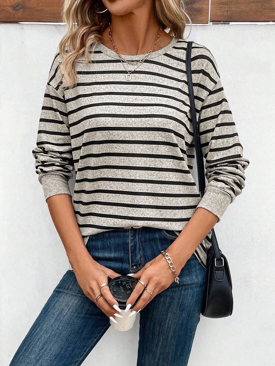 EMERY ROSE Women's Round Neck Striped T-Shirt Graphic Tees Women Tops Fall Cloth For Women