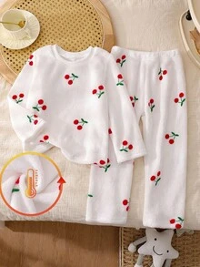 2 件套小女孩法兰绒樱桃印花圆领长袖睡衣套装，柔软舒适儿童冬季睡衣适合日常穿着 - 白色 - 查看 3