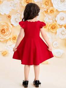 SHEIN Young Girl Knitted Red Color Bishop Sleeve Fitted Red Dress,Suitable For Valentine's Day/Everyday Wear - Red - View 2