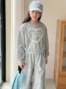 Genkimix Kids Bộ 2 áo nỉ rộng rãi viền ren chữ trắng và quần dài rút dây cho bé gái tuổi teen, thích hợp cho các buổi đi chơi mùa thu/đông, đi học, mặc thường ngày - Xám - Xem 3