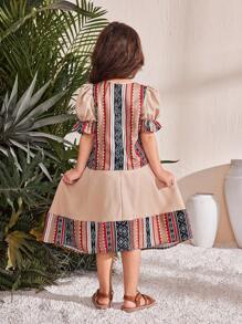 SHEIN 2pcs Young Girl Ditsy Floral Chiffon Shirt With Skirt Set And Crossbody Bag - Khaki - View 6