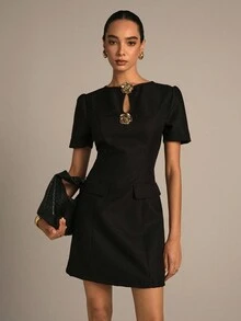 NOVVYNE Vestido de trabajo elegante de manga abullonada para mujer, vestido jacquard negro de línea A ajustado, vestido negro elegante con decoración metálica calada