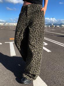 DAZY Women's Autumn Loose Fit Turtleneck Leopard Print Denim Pants Women Jeans