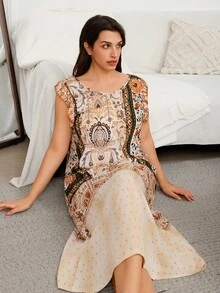 SHEIN Women's Plus Size Beige Bohemian Retro Vintage Bamboo Fiber Sleeveless Nightgown,Summer Holiday Loose Fit Floral Print Comfortable Casual Loungewear - Khaki - View 3