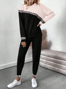 EMERY ROSE Women's Geometric Pattern Contrast Color Long Sleeve Sweater And Knit Pants Casual 2 Pieces Set, Autumn Tracksuit Women Set Long Sleeve Sets Women Women Jogger Sets Comfy Sets For Women Women 2 Pieces Sets