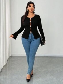 Elenzga Plus Size Women's Fall Winter Solid Black Long-Sleeved Sweater Cardigan With Flared Sleeves, Paired With Exquisite Buttons, Elegant And Form-Fitting For Autumn And Winter, Suitable For Daily Commuting Women's Wear