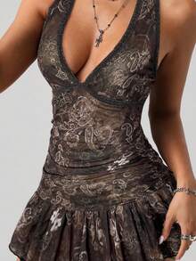 SHEIN ICON Sukienka mini z dekoltem halter vintage w kontrastowym kolorze, z nadrukiem paisley, z marszczeniami i asymetrycznym dołem - Wielokolorowe - Zobacz 7