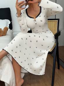 SHEIN 蝴蝶结印花蕾丝边长袖睡裙，秋冬款 - 杏色 - 查看 2