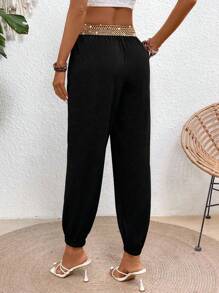 SHEIN PETITE 休闲度假纯黑色金属亮片饰边拼布休闲日常穿着斜口袋锥形九分裤 - 黑色 - 查看 2