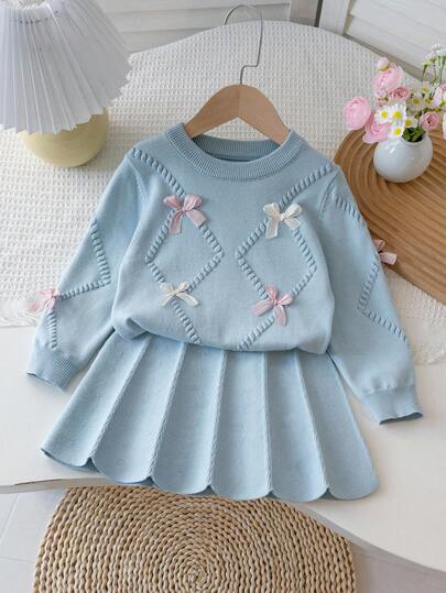 SHEIN Playful Pals 2pcs/Set Young Girls Cute Long Sleeve Bow Decor Sweater And Pleated Skirt Set, Autumn/Winter Fall