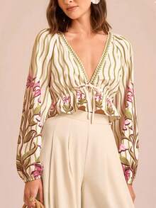 CAJUNI 女士度假波西米亚风杏色底绿色波浪线和花卉印花 V 领长袖束腰前系带印花短款衬衫 - 彩色 - 查看 7