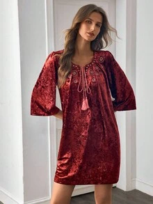 EMERY ROSE Women's Autumn/Winter Vintage Burgundy Velvet Rhinestone Velvet Round Neck Keyhole Tassel Tie Waist Embroidery Puff Sleeve Loose Mini Dress - Burgundy - View 4