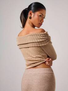 COSMINA Women's Elegant Ruched Foldover Off Shoulder Hollow Out Fitted Cropped Top, Spring/Autumn - Army Green - View 2