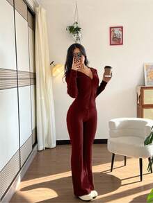 Rafferiza 2 件套女士休闲连帽运动衫，带口袋和罗纹喇叭裤，百搭秋冬装 - 酒紅色 - 查看 3