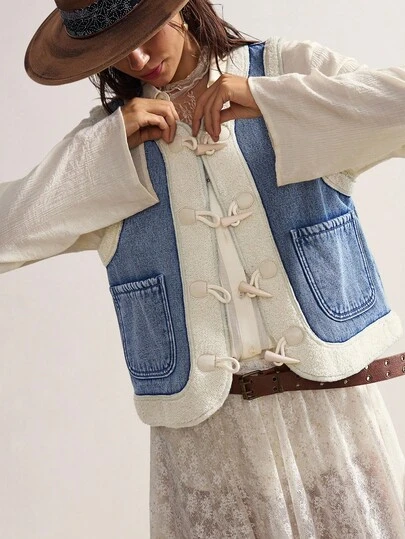 Bohemela 女性用コントラストカラーホーンボタンデザインカジュアル秋冬デニムベストコート デニムベスト ウエスタンベスト ボヘミアンベスト エクレクティックファッション 厚手フリースノースリーブベスト バックル付き 秋用 女性用ウインターベスト クリスマス用 パーティーベスト アウトドアスタイル 田舎風スタイル 女性用